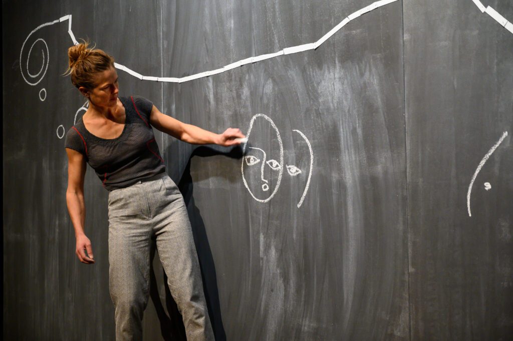 L'Oiseau-Lignes © Alain Monot